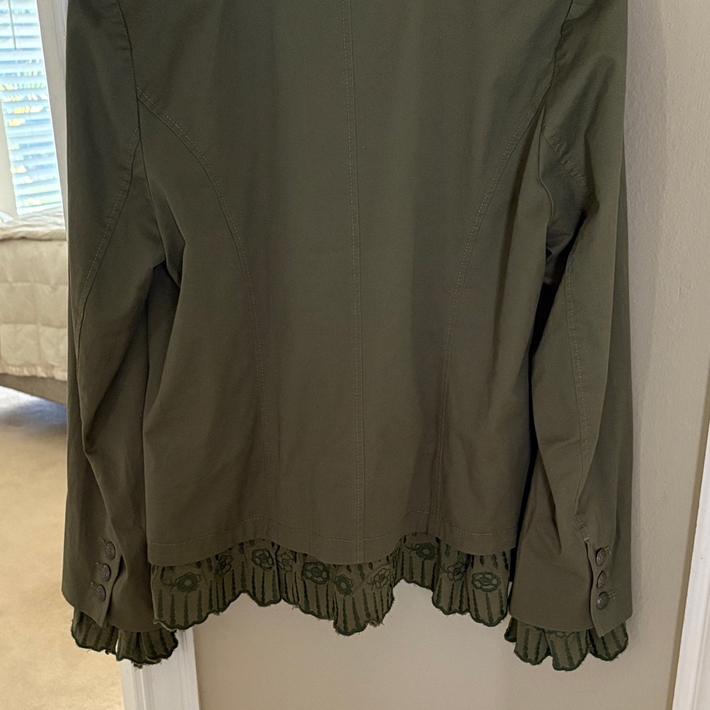 Sundance Women's Utility Jacket in Olive with suede trim - Picture 4 of 10